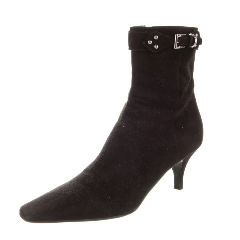 PRADA
Black Suede Boots